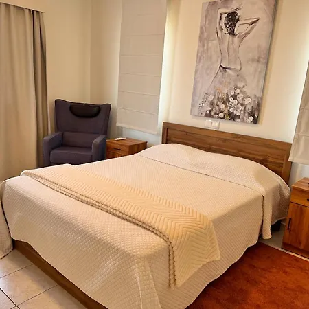 Family House לימסול